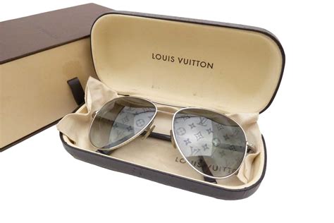 Louis Vuitton sunglasses monogram lenses